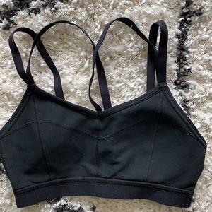 ATHLETA STRAPPY YOGA BRA